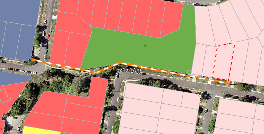 Extract of City Plan 2014 mapping showing walking distance to centre zone